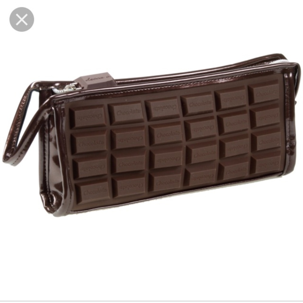 🐙 3 for $24 - Chocolate Bar Makeup Bag